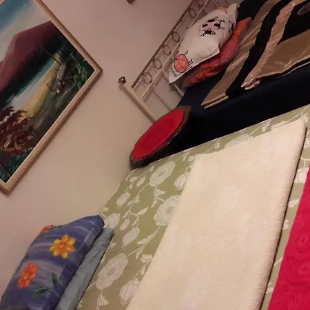 Entire Apartment- 3 Bedrooms, Bathroom, Kitchen, Wc