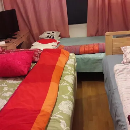 Apartamento Entire Apartment- 3 Bedrooms, Bathroom, Kitchen, Wc Oulu
