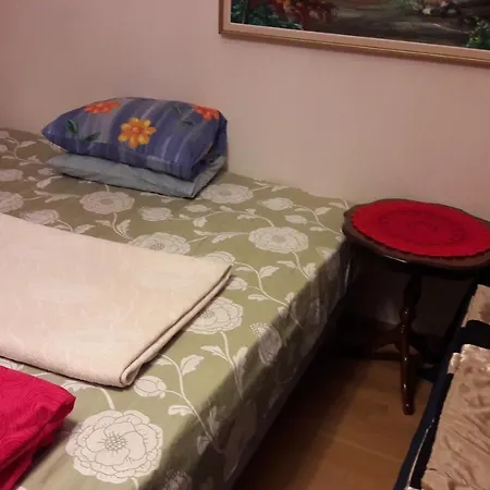 Apartman Entire Apartment- 3 Bedrooms, Bathroom, Kitchen, Wc Oulu