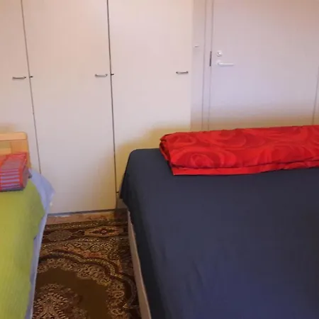 Entire Apartment- 3 Bedrooms, Bathroom, Kitchen, Wc Apartamento